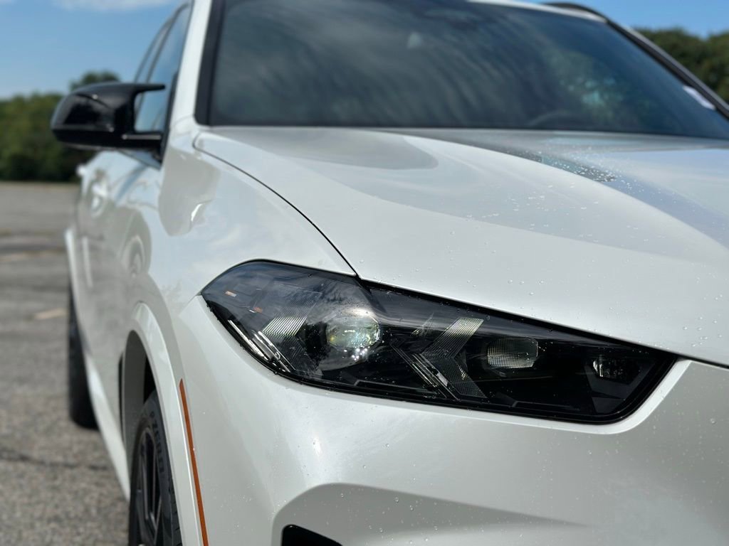 New 2026 Mineral White Metallic BMW M60i image 10