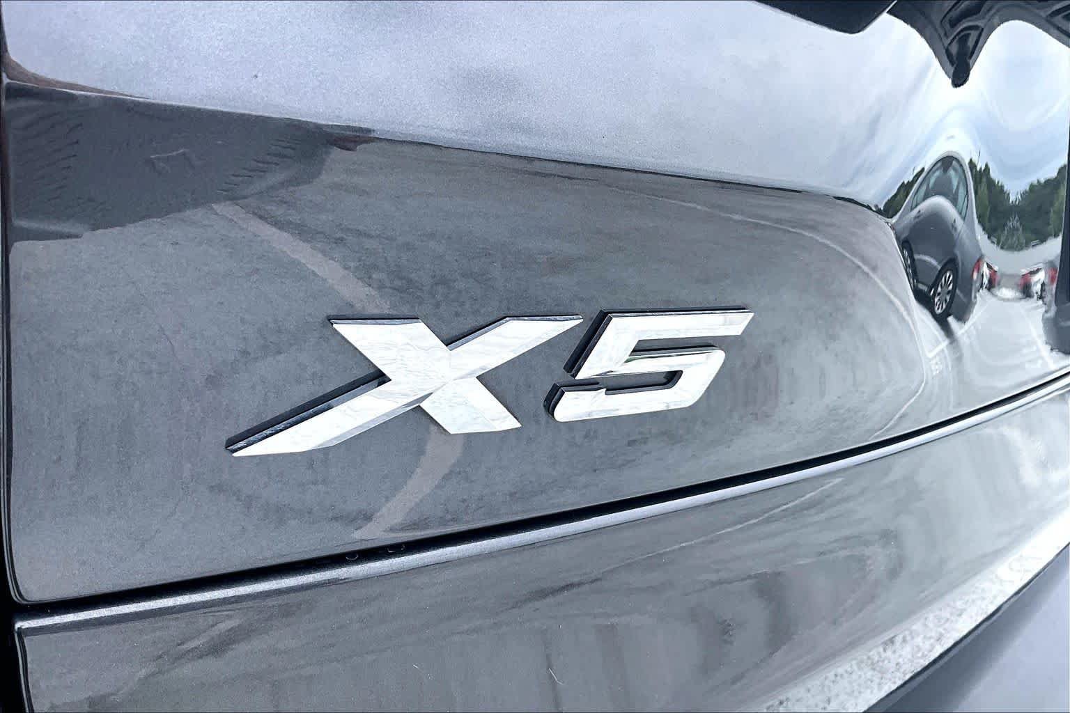 Used 2023 Dark Graphite Metallic BMW xDrive45e image 31