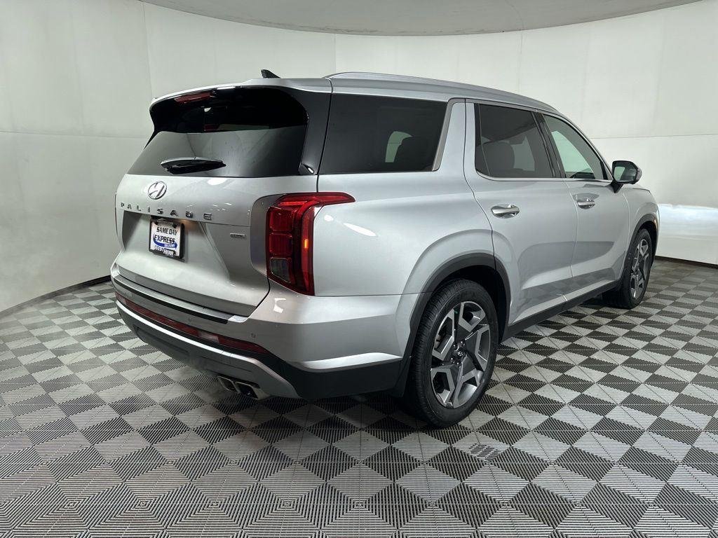 Used 2023 Silver Hyundai SEL image 22