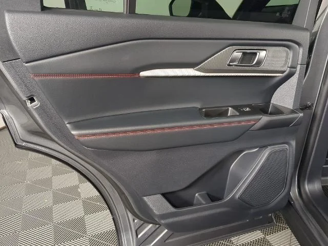New 2026 Carbonized Gray Metallic Ford ST-Line image 15