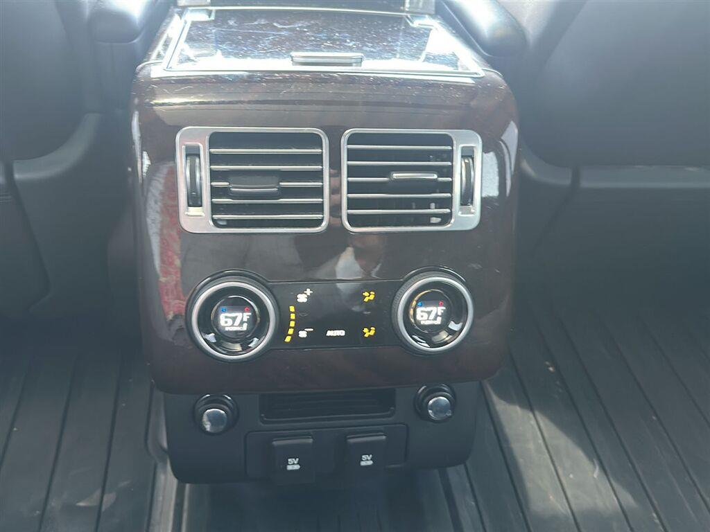 Used 2020 Yulong White Metallic Land Rover P525HSE image 15