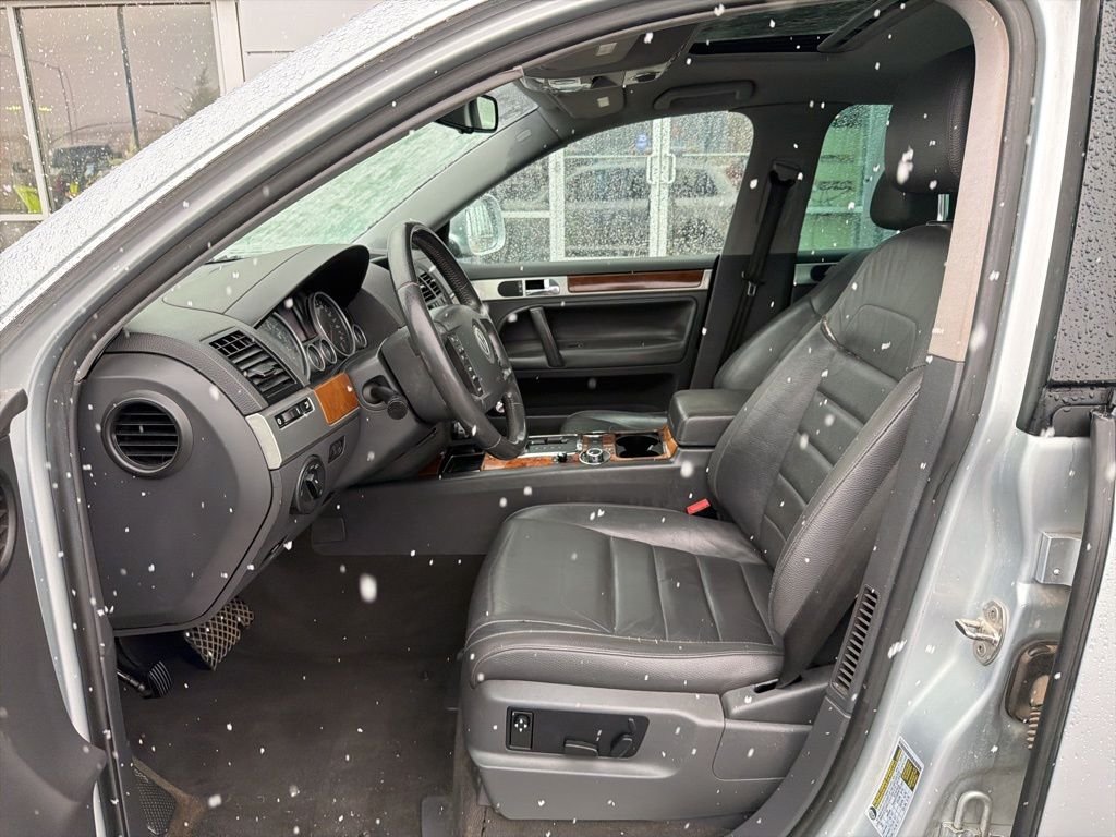 Used 2008  Volkswagen VR6 FSI image 11