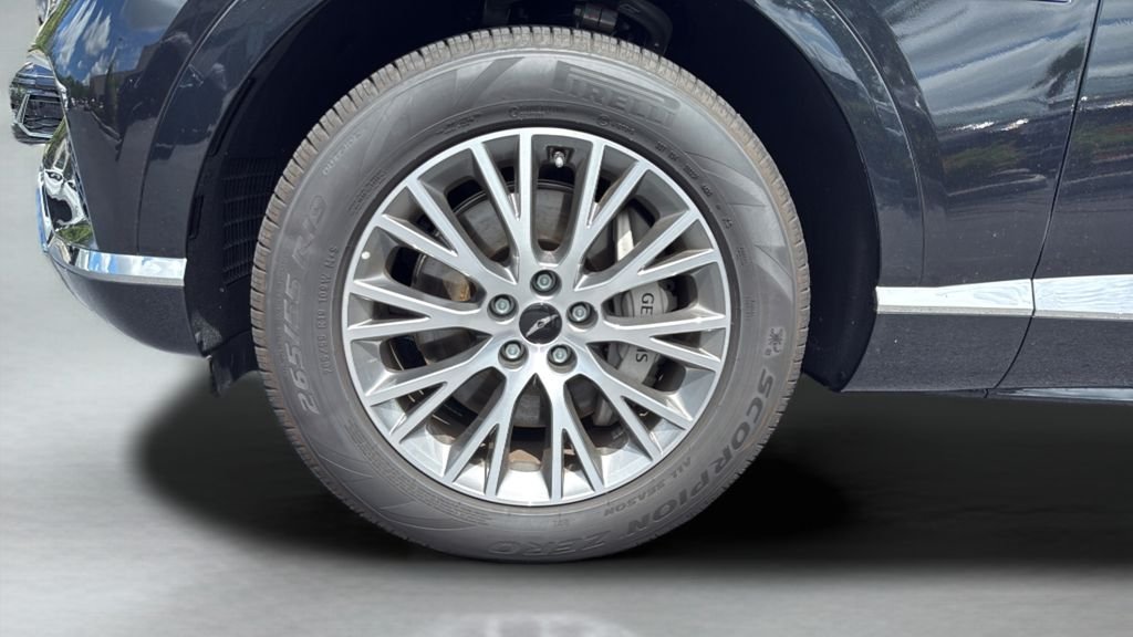 2026 GENESIS GV80 Standard - Photo 7