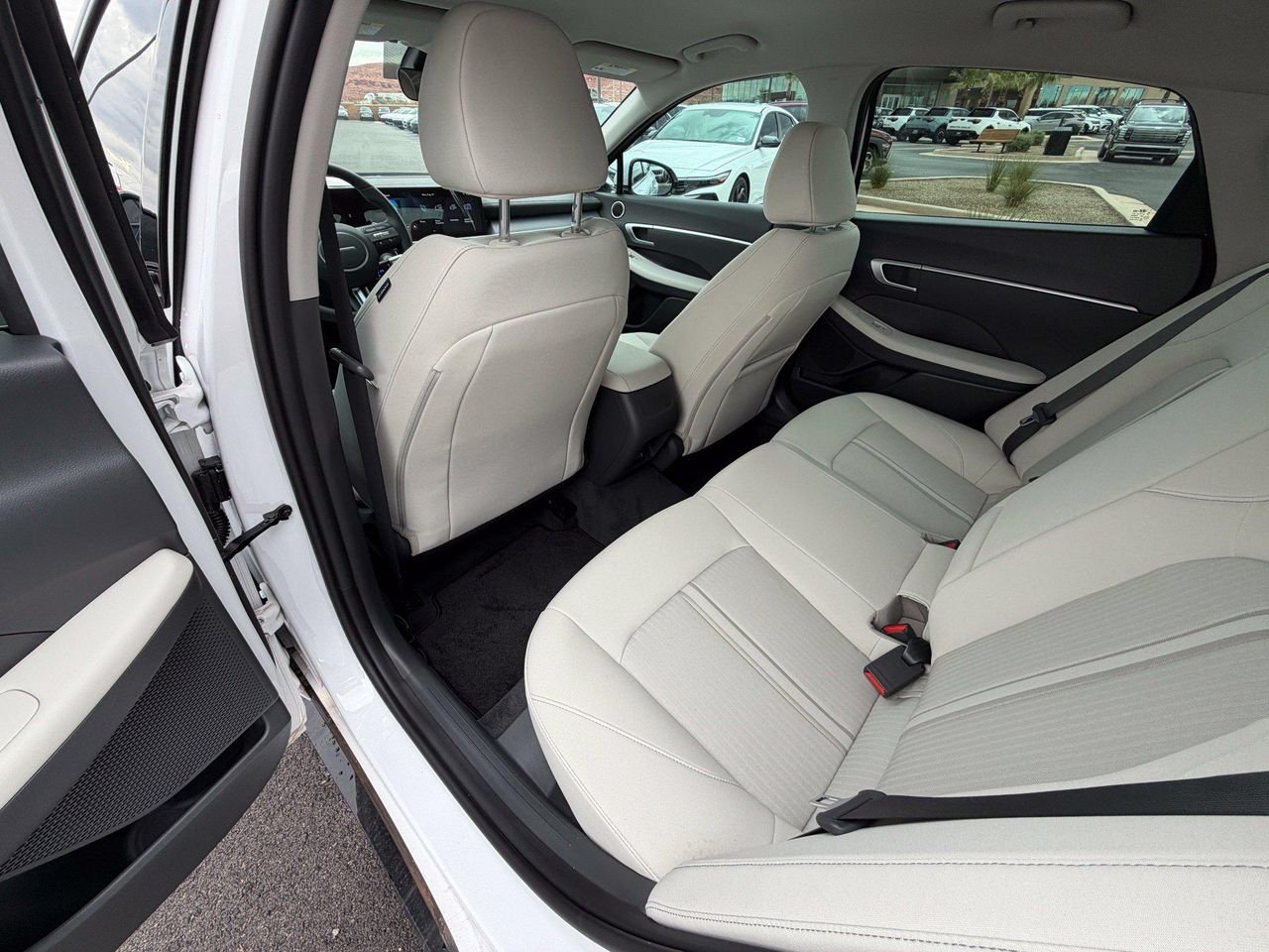 2026 Hyundai Sonata SEL - Photo 32