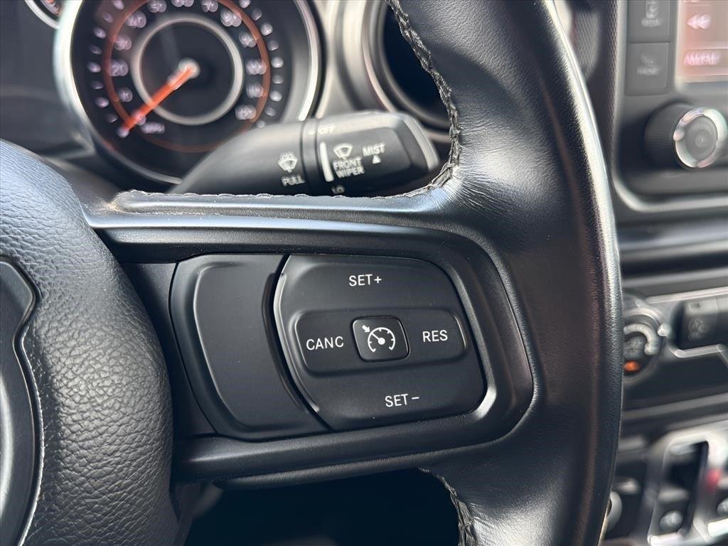 Used 2021  JEEP SPOR image 28