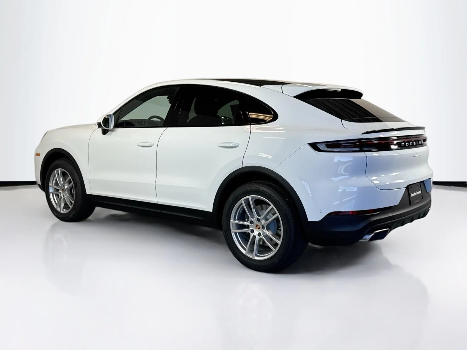 New 2026 White Porsche Coupe image 3