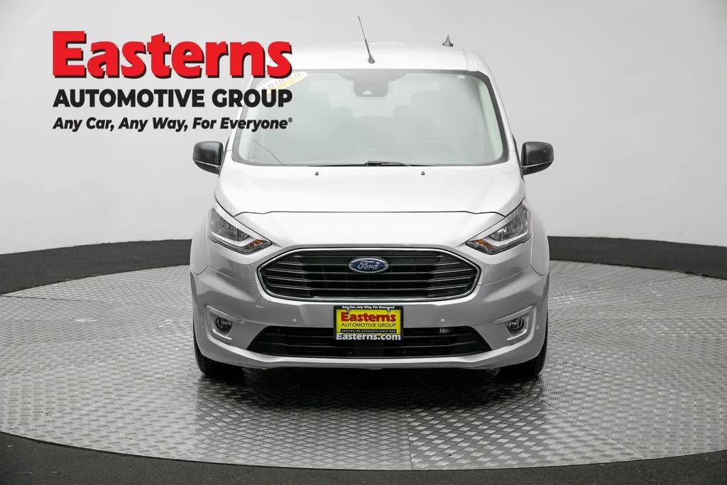 Used 2022 Silver Ford XLT image 2