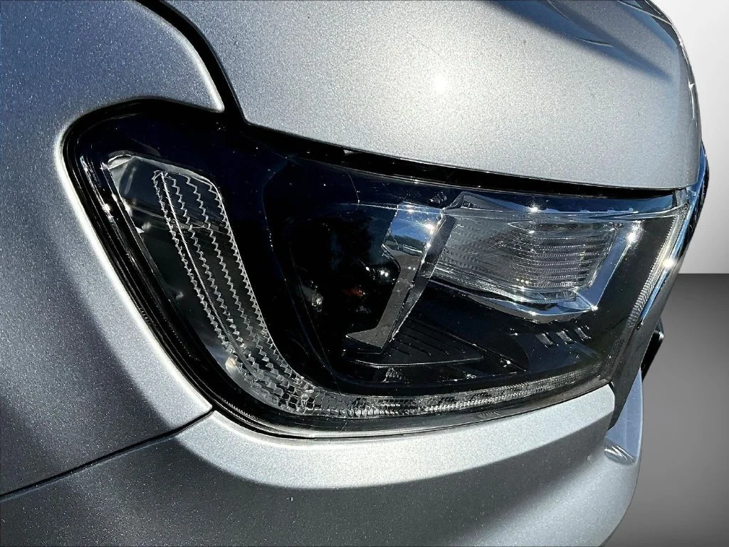 Used 2020 Silver Metallic Ford Lariat image 35