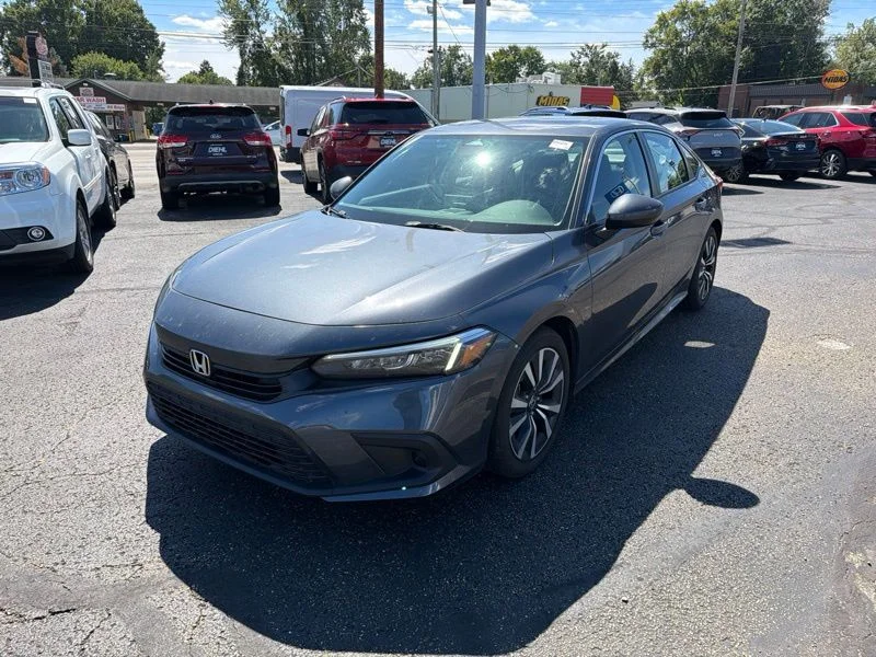 Used 2024  Honda EX image 3