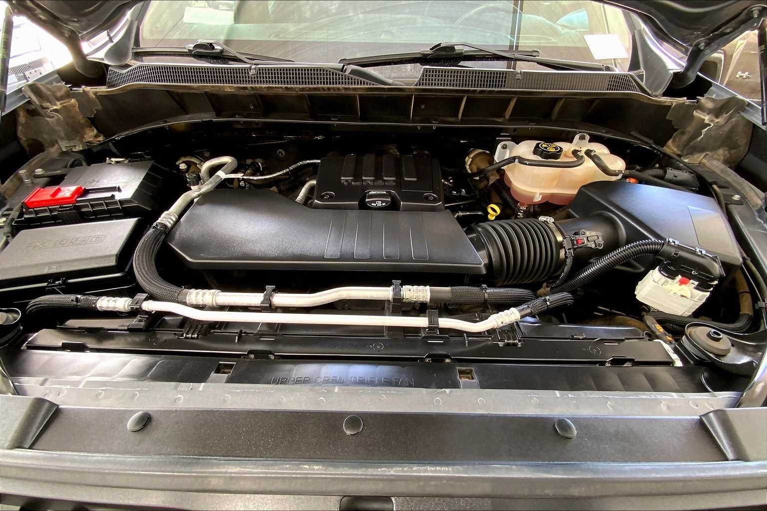 Used 2022 Satin Steel Metallic Chevrolet Custom image 32