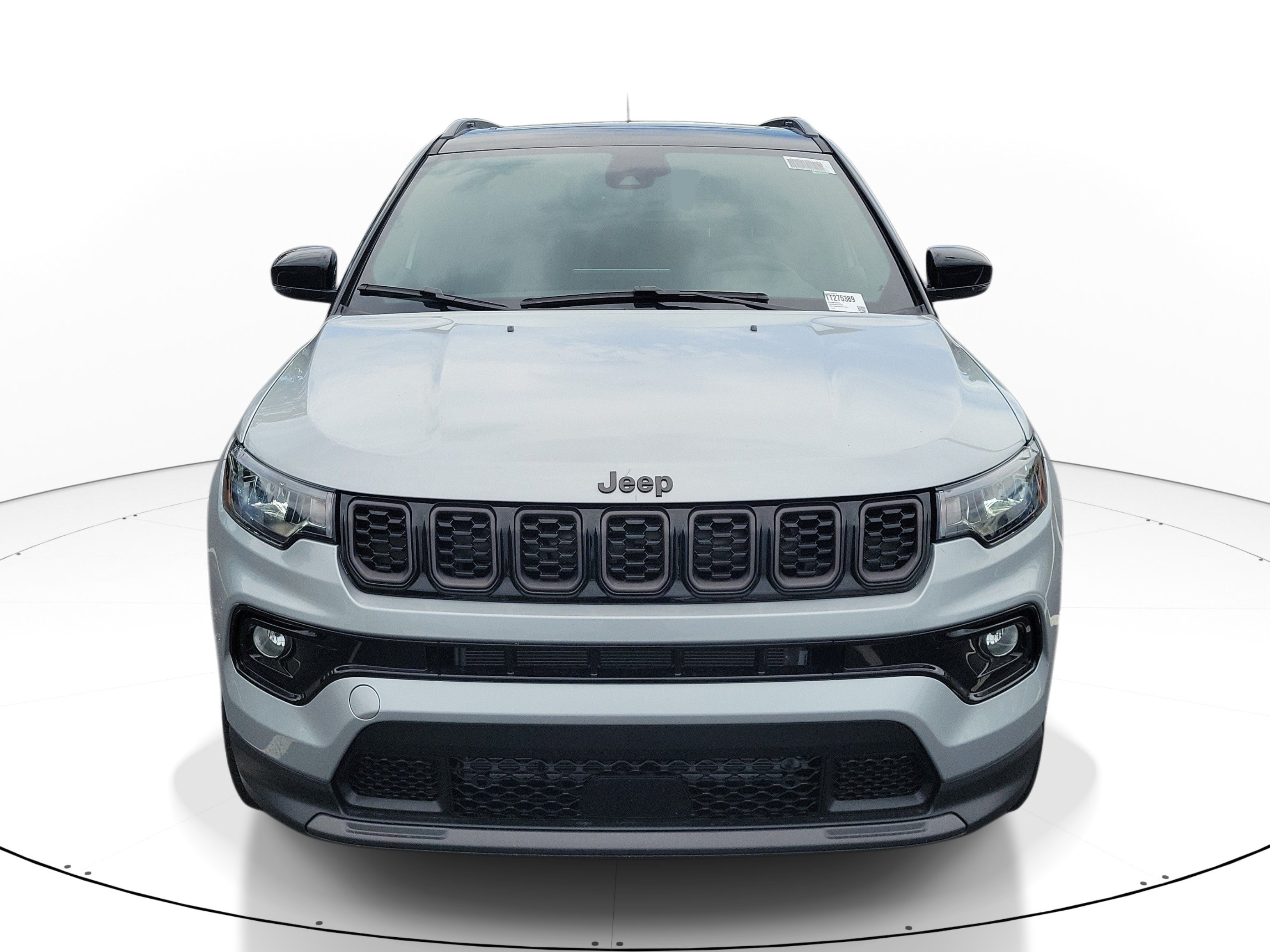 New 2026 Silver Zynith Metallic Clear-Coat Exterior Paint Jeep Limited Altitude image 2