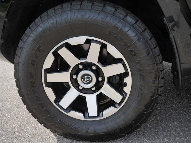 Certified Used 2021 MIDNIGHT BLACK METALLIC Toyota  image 15