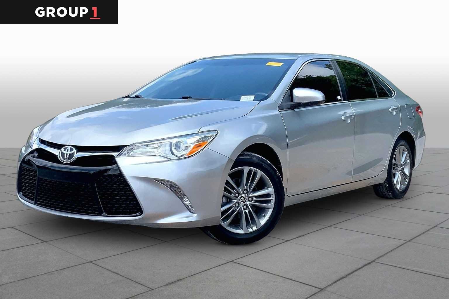 2015 Toyota Camry 2.5 Auto SE's photo