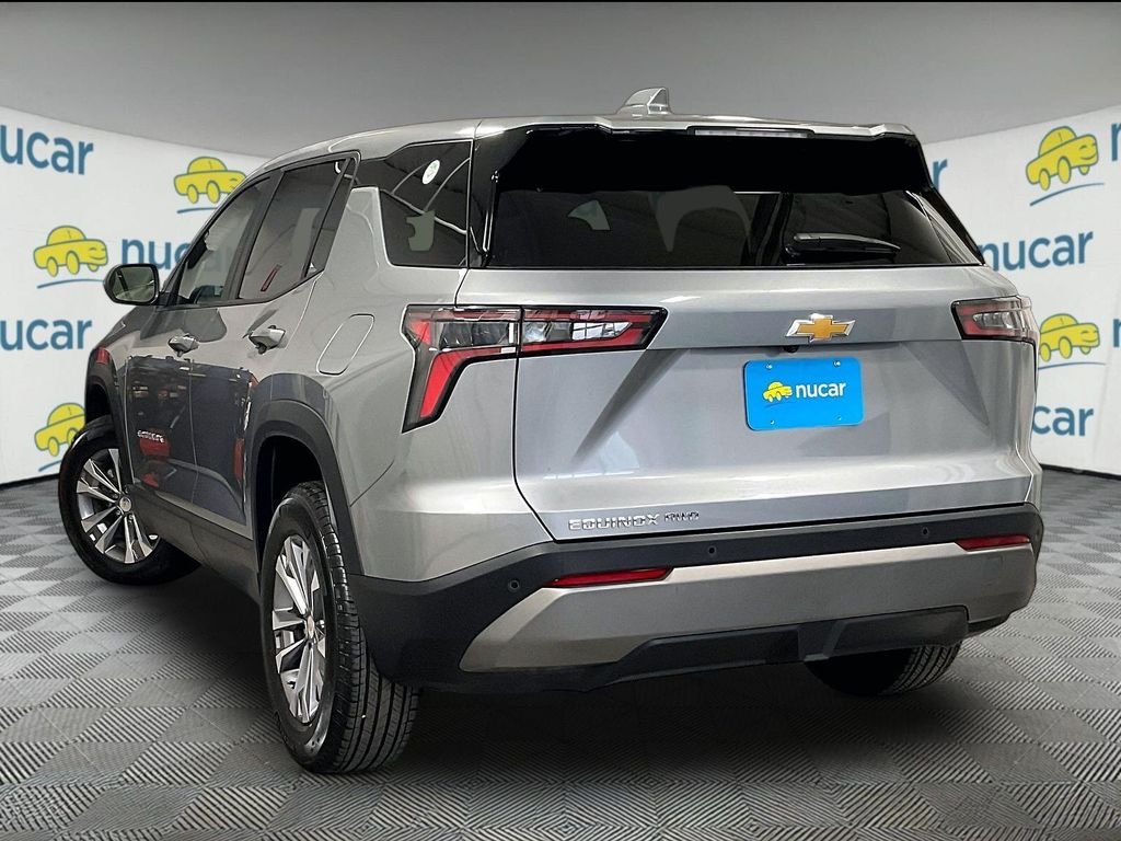 Used 2025 Sterling Gray Metallic Chevrolet LT image 4