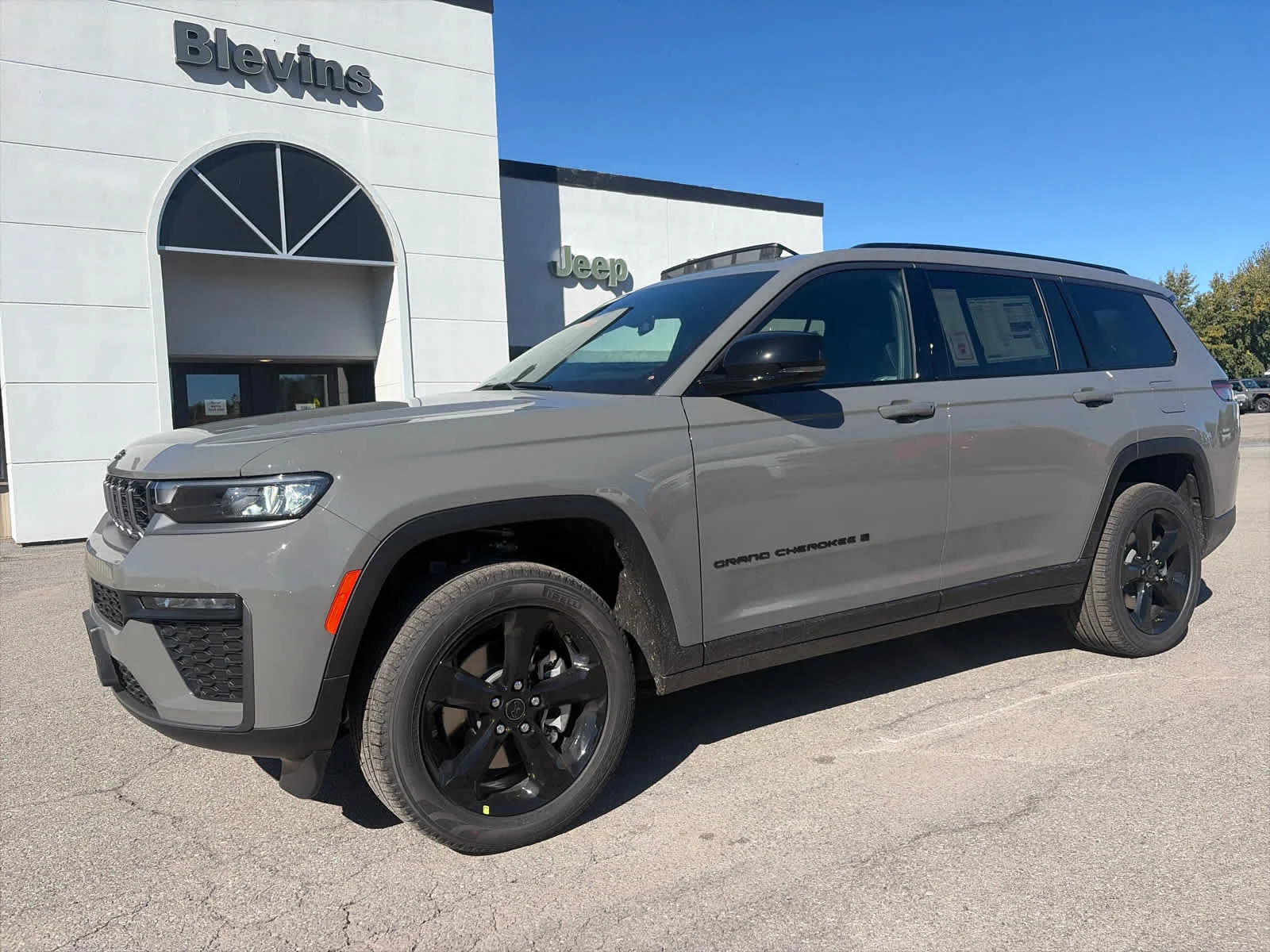 2027 Jeep Grand Cherokee L Limited