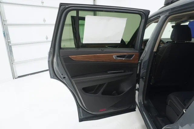 New 2026 Pure Gray Volkswagen 2.0T SE w/Technology image 17
