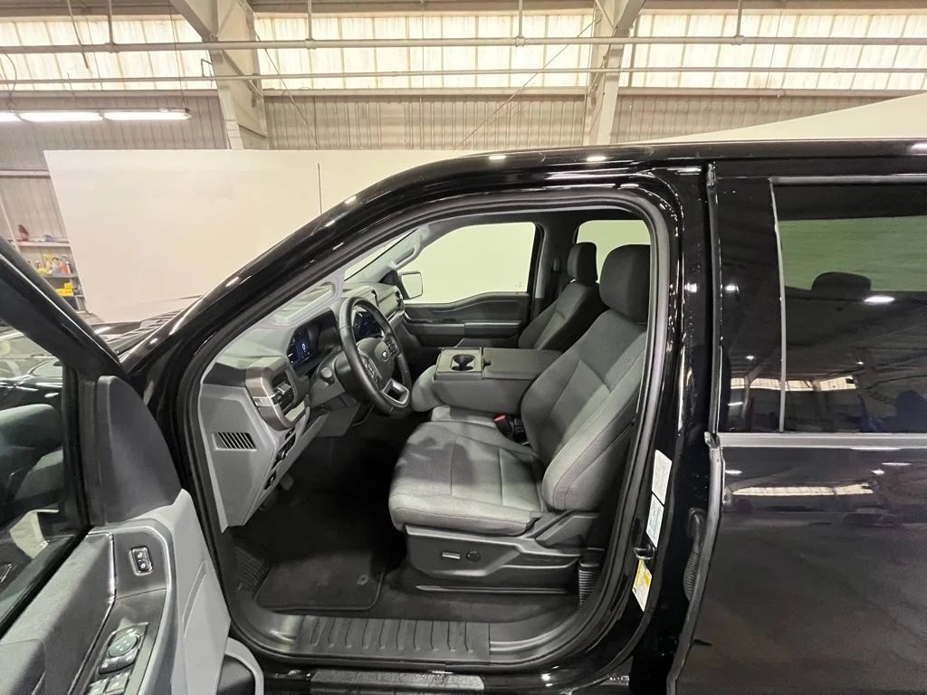 Used 2025 Black Ford XLT image 14
