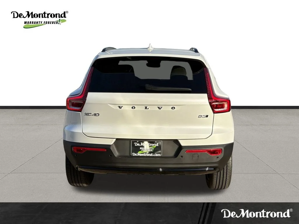 New 2026 Crystal White Volvo Plus image 6