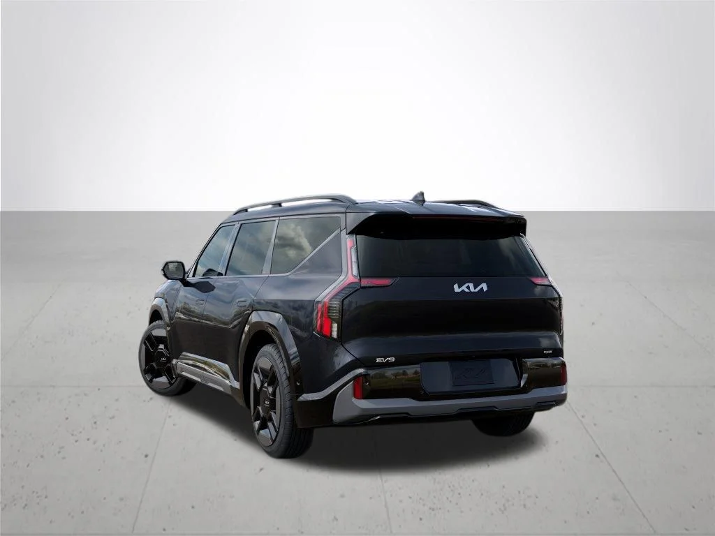 New 2026 Panthera Metal Kia GT-Line AWD image 4