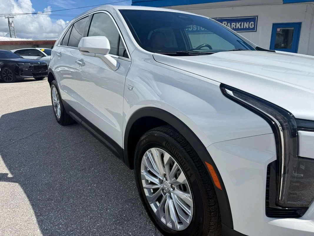 Used 2024 White Cadillac FWD Luxury image 6