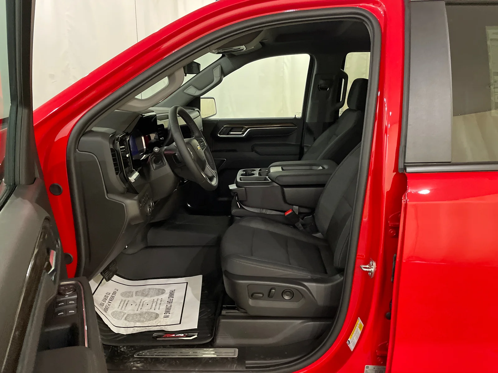 2026 Chevrolet Silverado 1500 LT - Photo 11