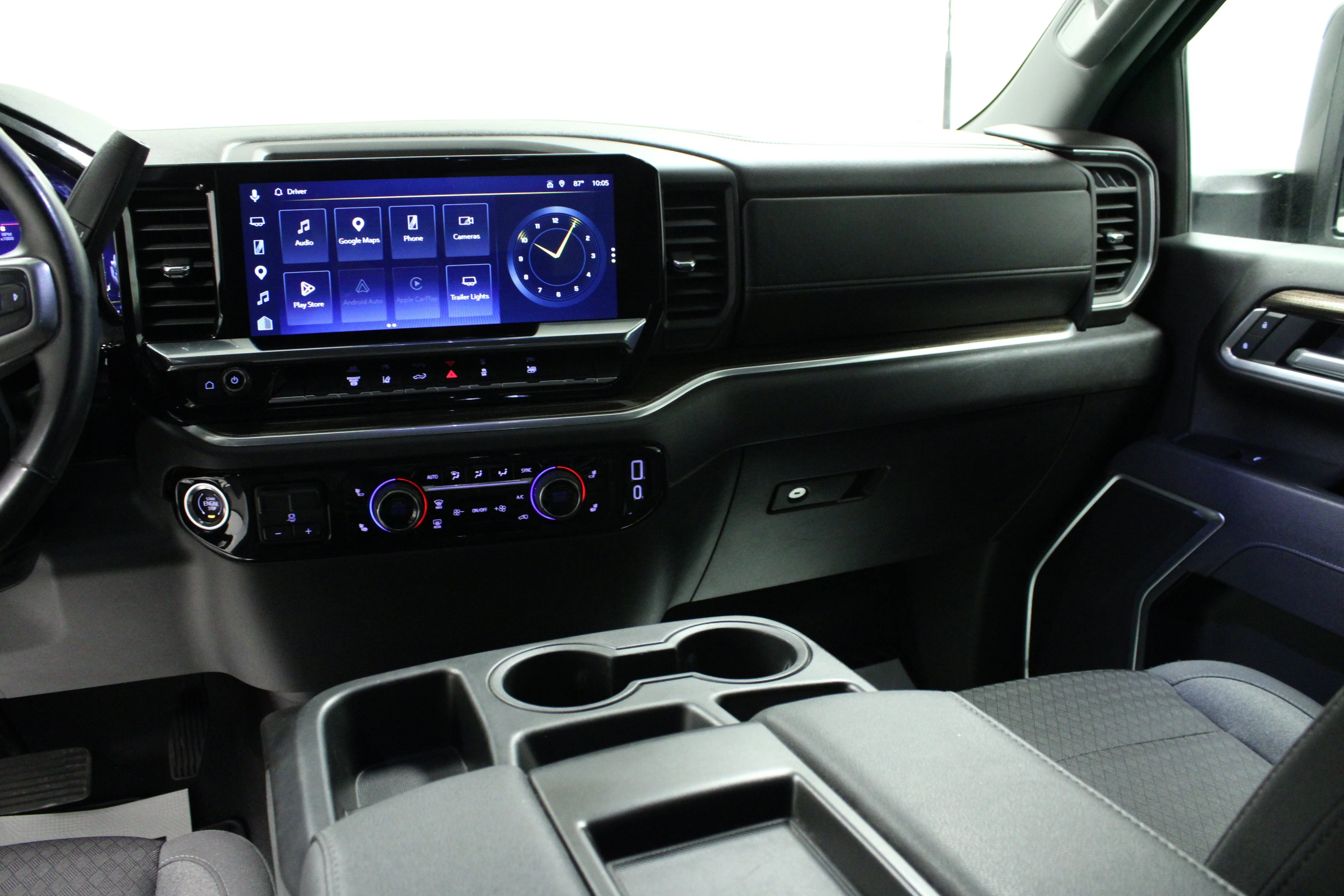 Used 2025 Summit White Chevrolet LT image 19