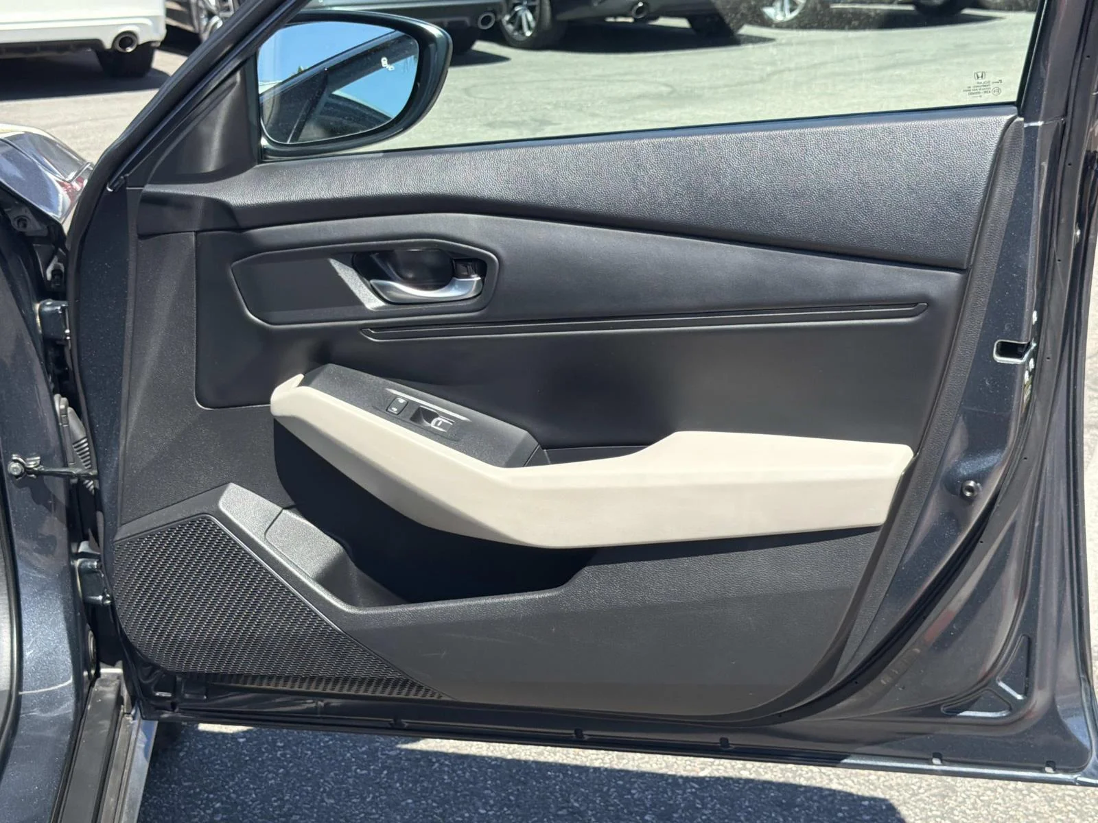 Used 2024  Honda EX image 28