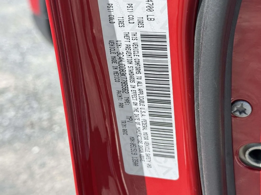 Used 2019 Red Jeep Trailhawk image 31