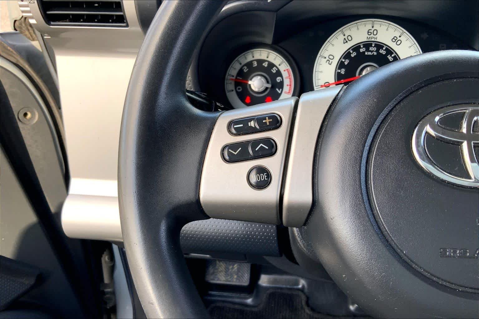 Used 2014 Cement Toyota  image 23
