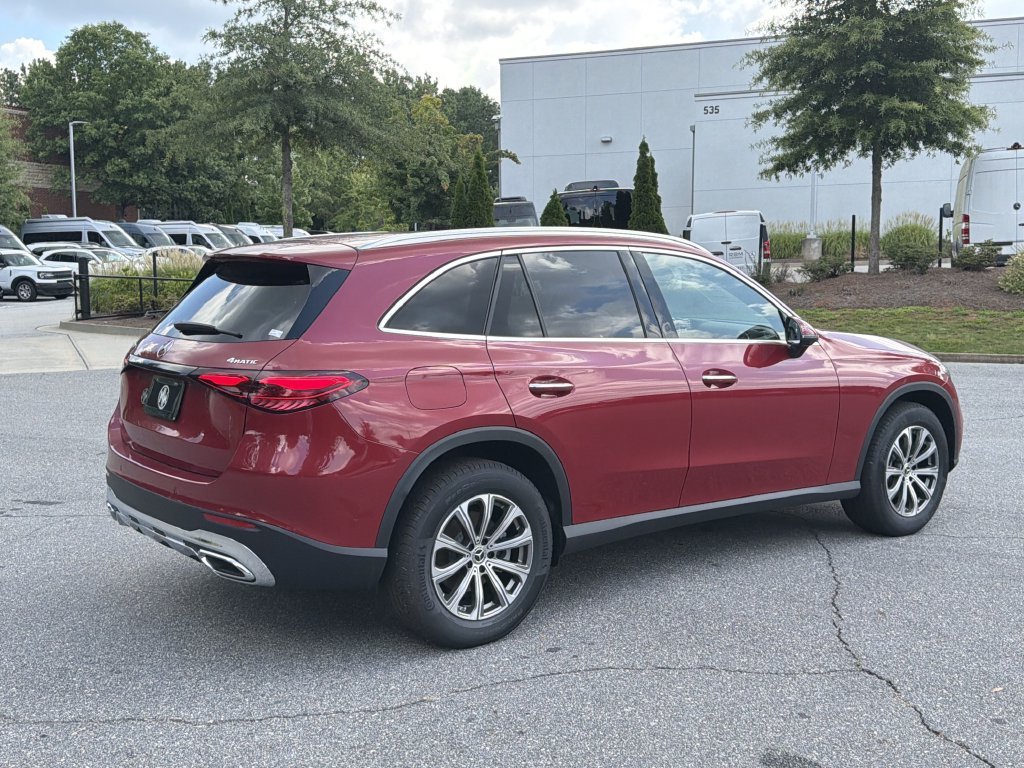 New 2026 MANUFAKTUR Patagonia Red Metallic Mercedes-Benz GLC 300 image 47