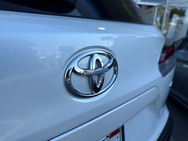 2024 Toyota Corolla Cross LE - Photo 31