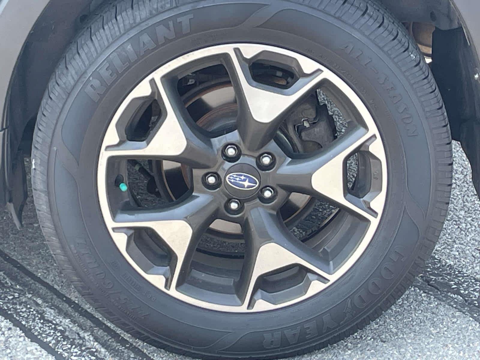Used 2019 Ice Silver Metallic Subaru Premium image 16