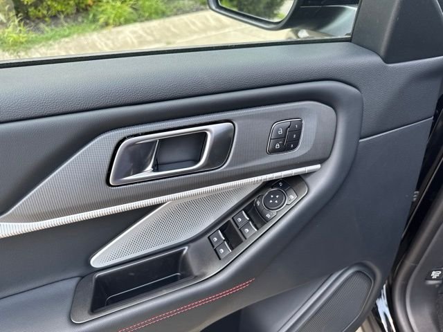 New 2026 Agate Black Metallic Ford ST image 18