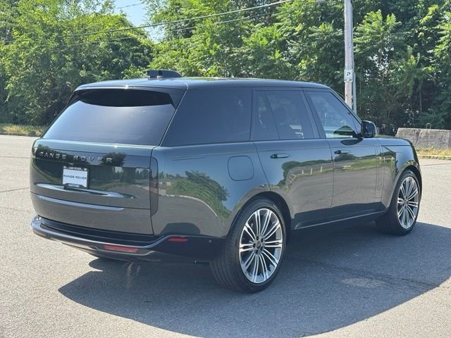 Certified Used 2026 Green Land Rover SE image 5