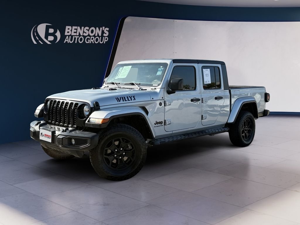 Used 2022 Silver Jeep Willys image 1