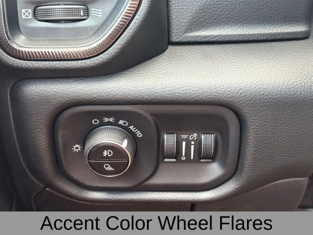 New 2026 Bright White Clear-Coat Exterior Paint RAM Laramie image 32