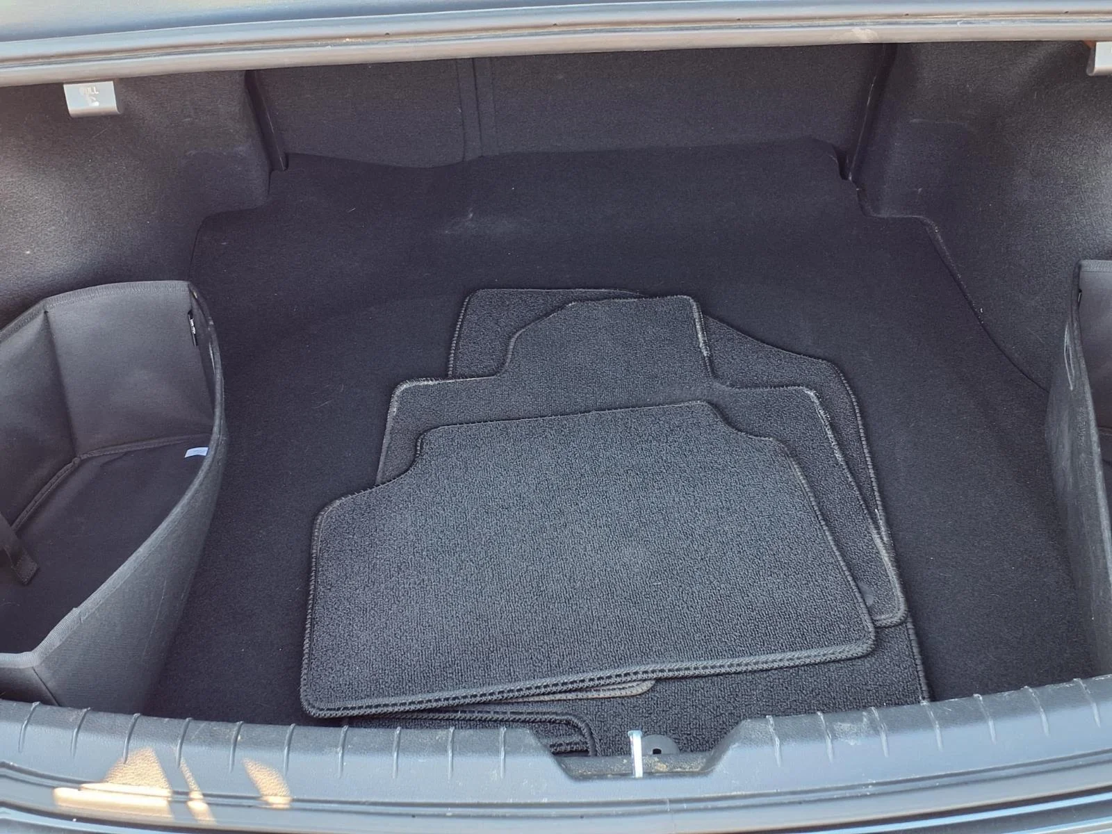 Used 2023 Gravity Gray Kia EX image 19