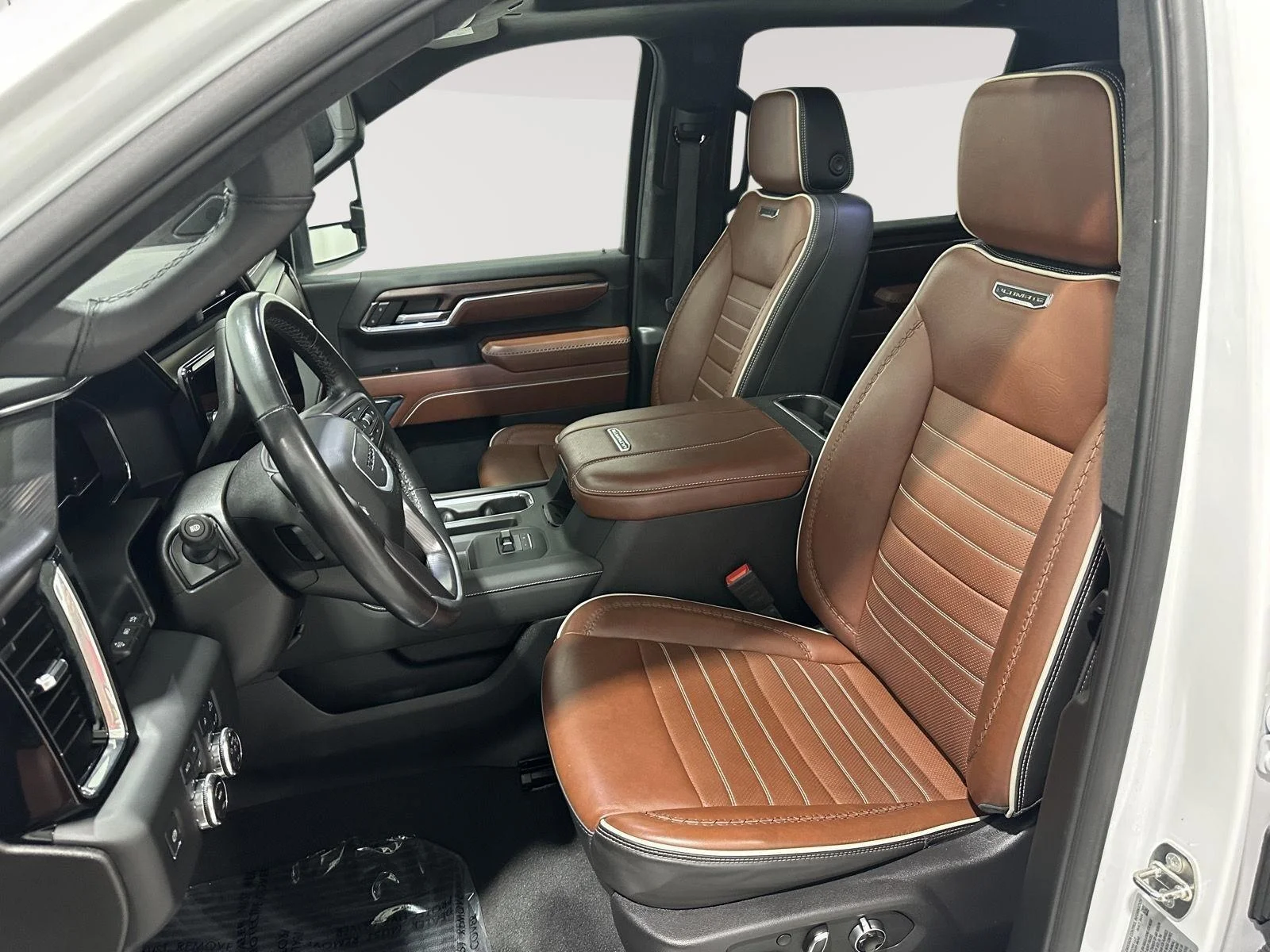 Used 2024 Summit White GMC Denali Ultimate image 19