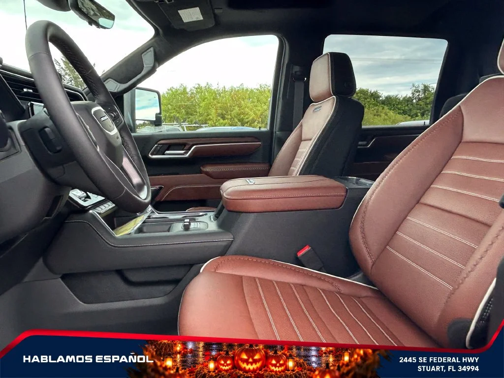 New 2026 Glacier White Tricoat GMC Denali Ultimate image 10