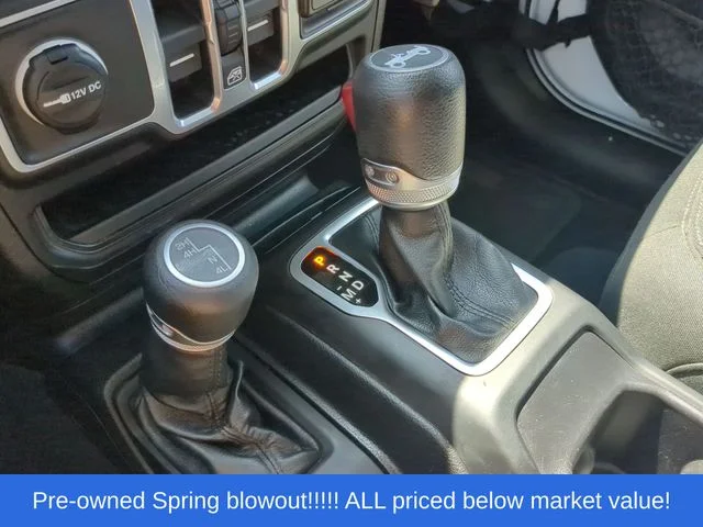 Used 2018 White Jeep Unlimited Sport S image 31