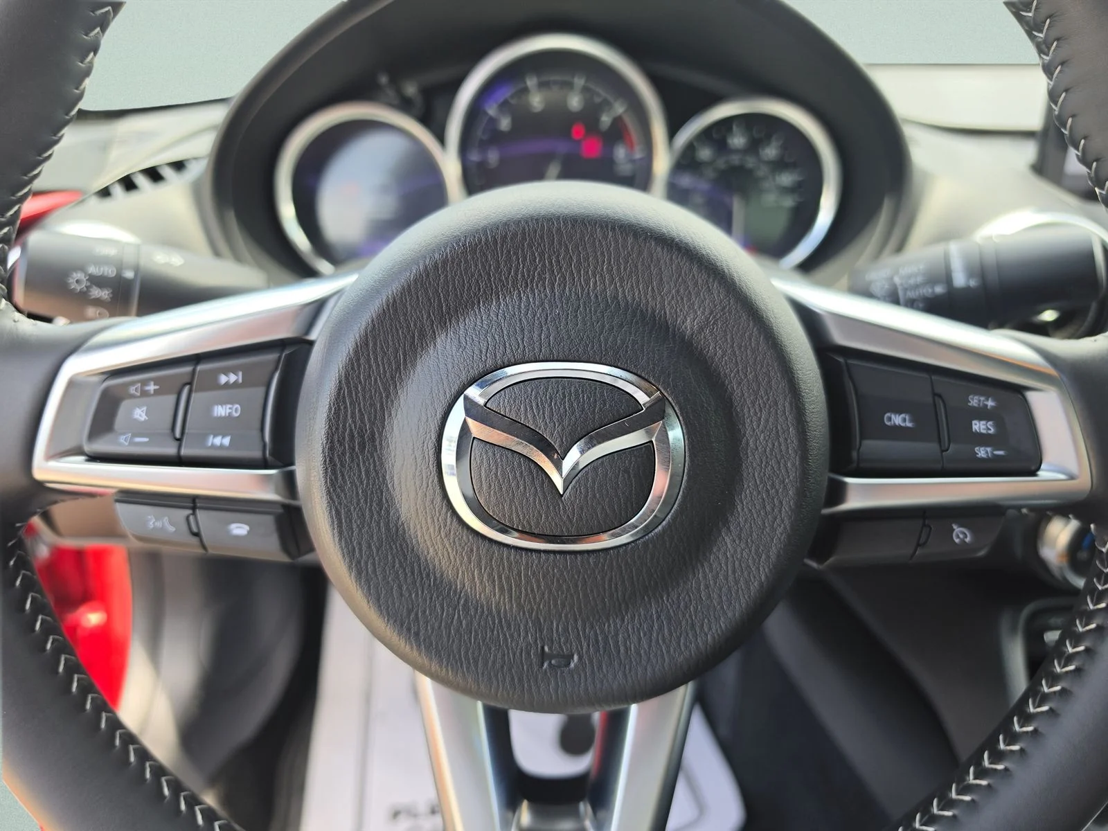 Used 2025 Red Mazda Grand Touring image 31