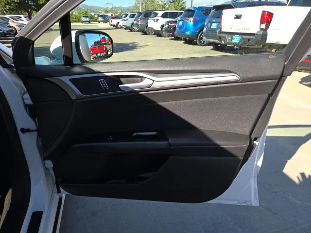 Used 2016 White Ford SE image 24