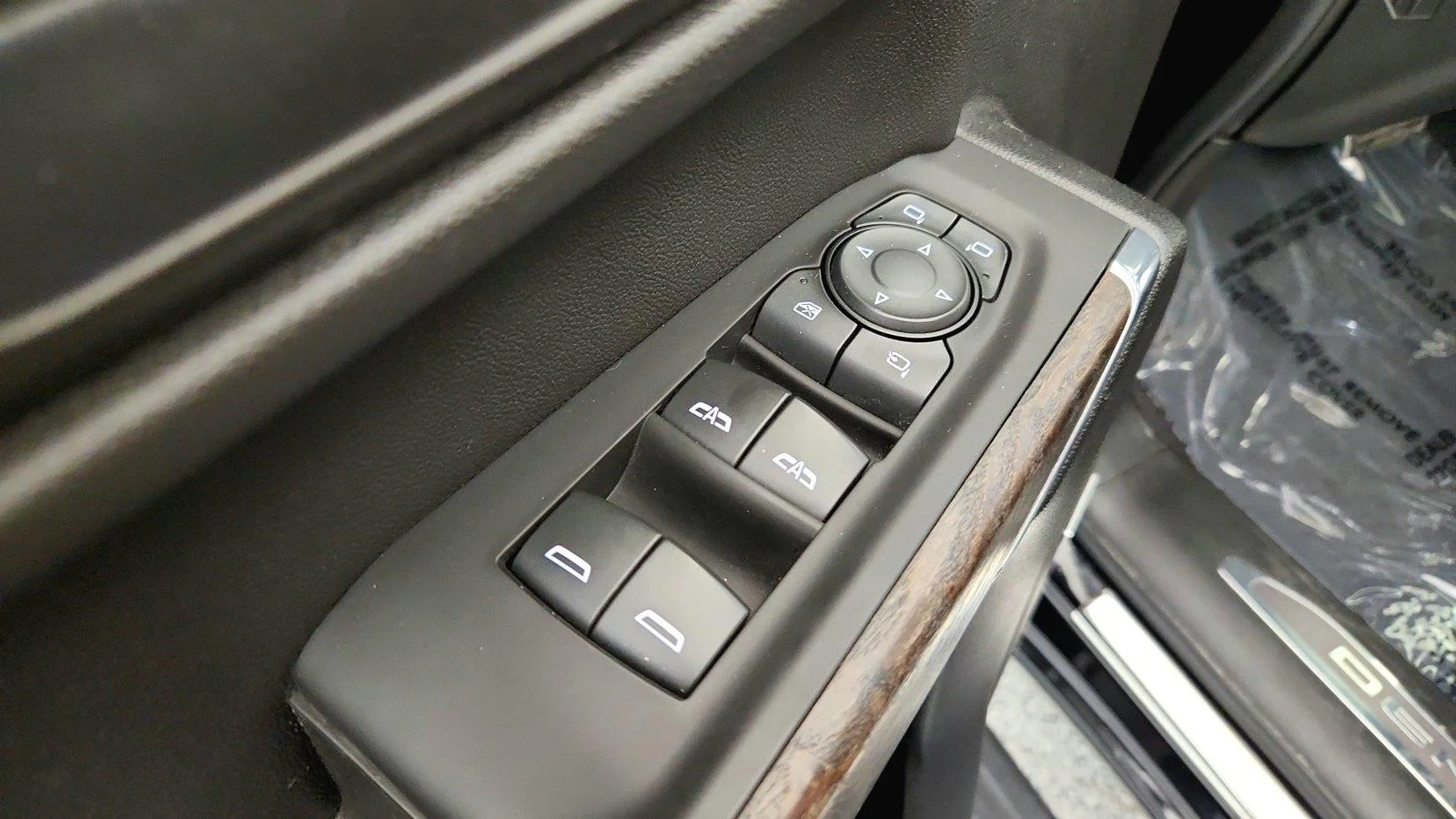 Used 2019 ONYX BLACK GMC Denali image 24