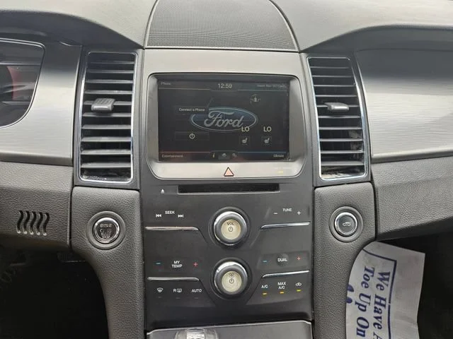Used 2015 Gray Ford SEL image 18