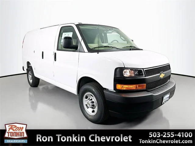 2026 Chevrolet Express Cargo WT