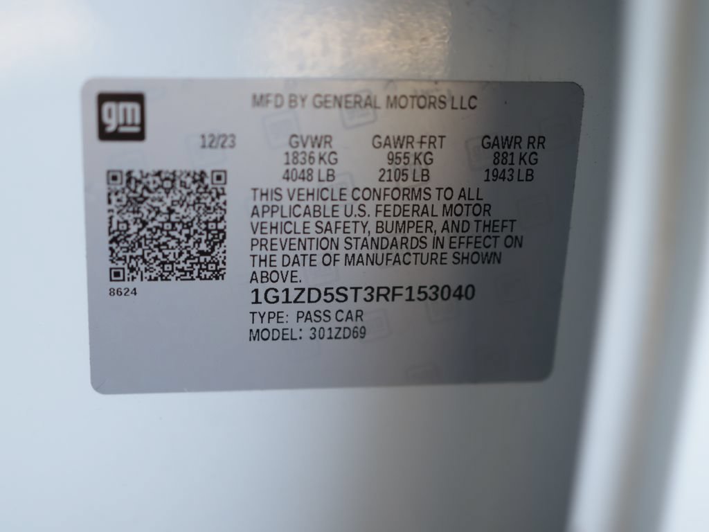 Used 2024 Summit White Chevrolet 1LT image 35