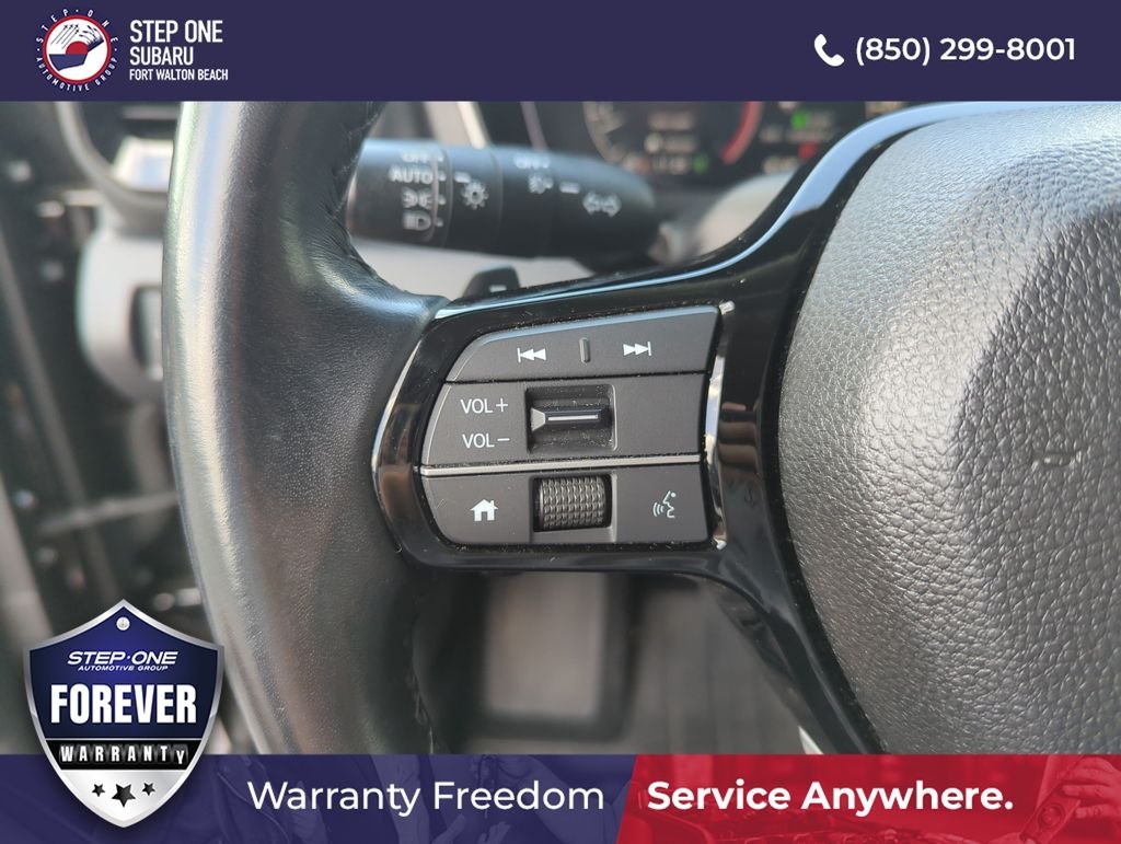 Used 2025 Black Honda EX-L image 22