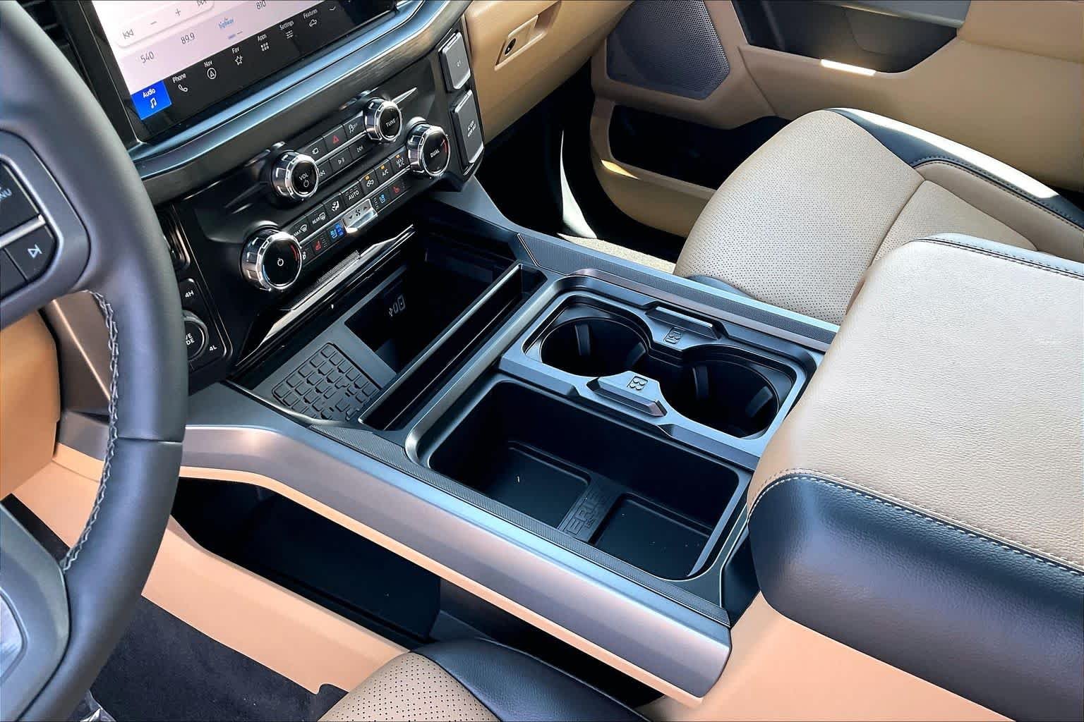 New 2026 Agate Black Metallic Ford F-250® Lariat® image 7