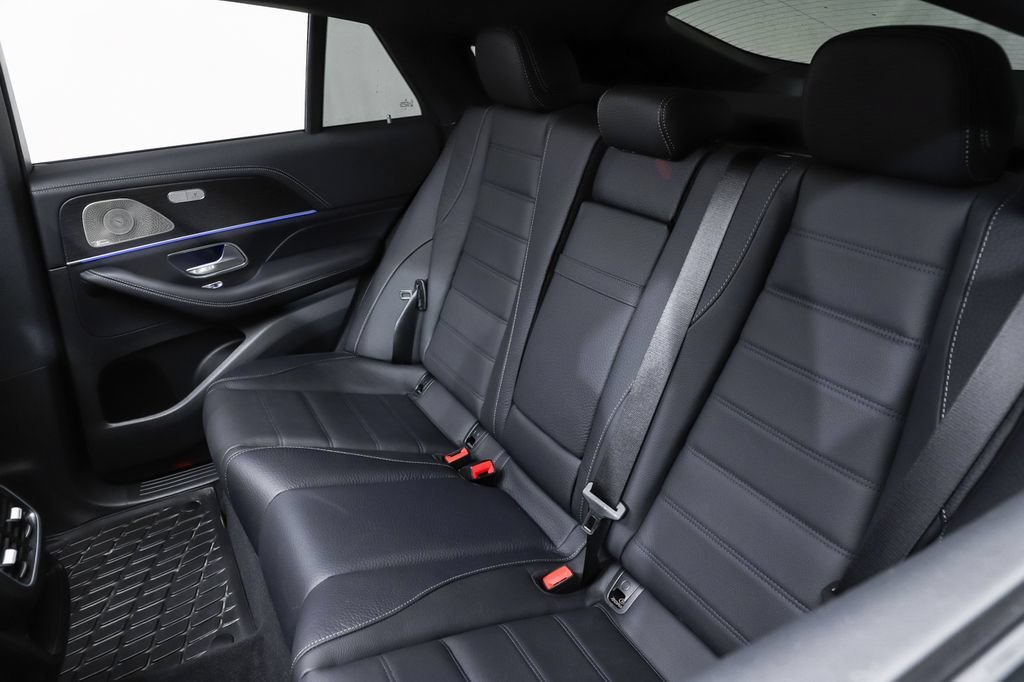New 2026 Black Mercedes-Benz GLE 450 image 29