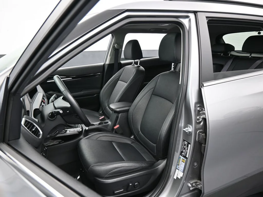Used 2025 Steel Gray Kia EX image 10